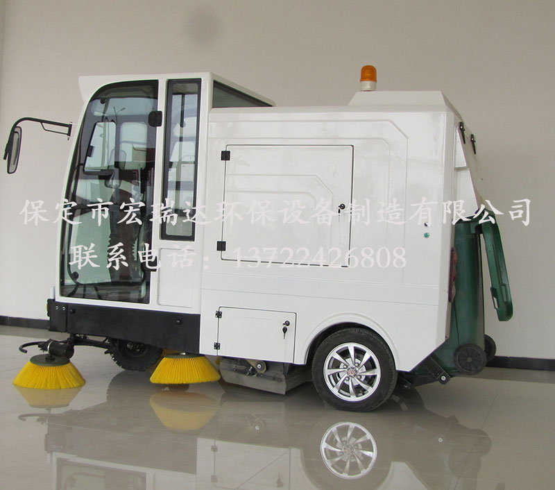 HRD-2100 型全封閉(掛桶式)清掃車 HRD-2100 型全封閉(掛桶式)清掃車