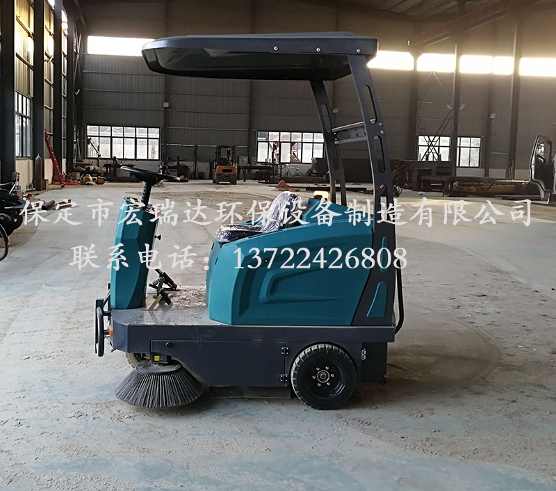 HRD-1550駕駛式掃地車(chē) HRD-1550駕駛式掃地車(chē)